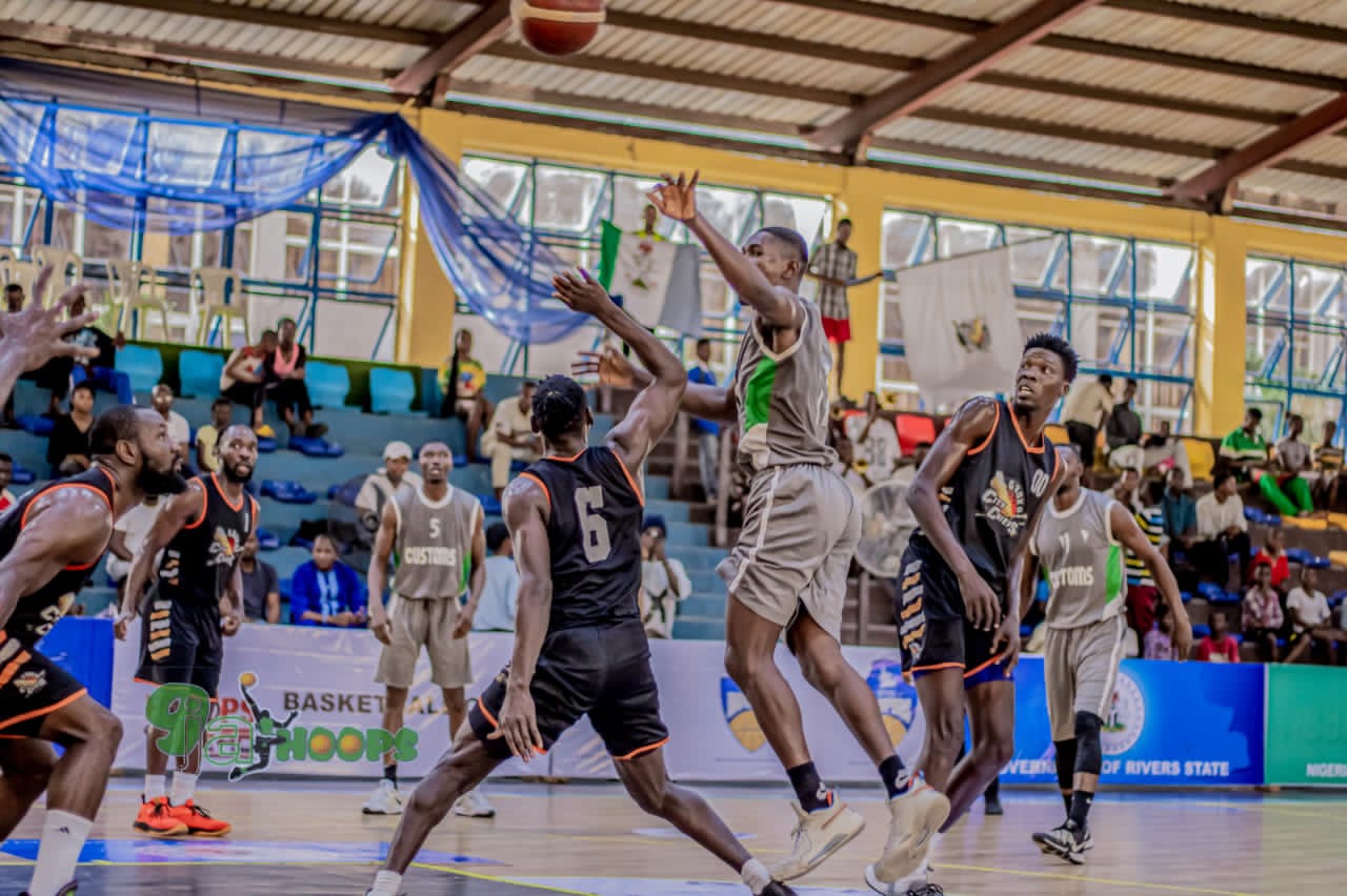 Chiefs halt Customs 12-match unbeaten run