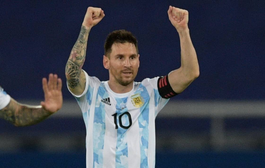 Messi overtakes Ronaldo to become highest scorer of free kicks